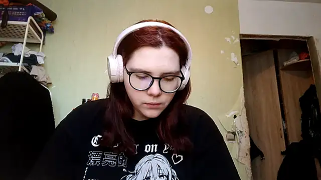 VannessaDillenbeck online show from February 6, 2026, 9:23 am