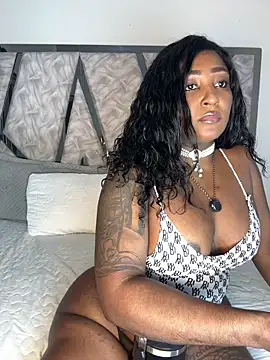 Denise wolfe21 online show from February 20, 2026, 8:53 pm