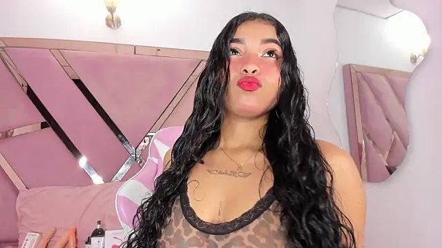 honeyhtx online show from July 20, 2026, 12:07 pm