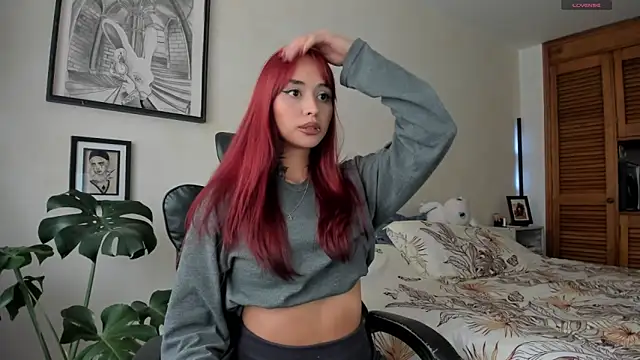 Vanessarte  online show from March 10, 2026, 4:01 pm