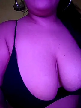 Snapshot of soylula884 chatting on March 9, 2026, 7:23 am soylula884 online show from March 9, 2026, 7:23 am