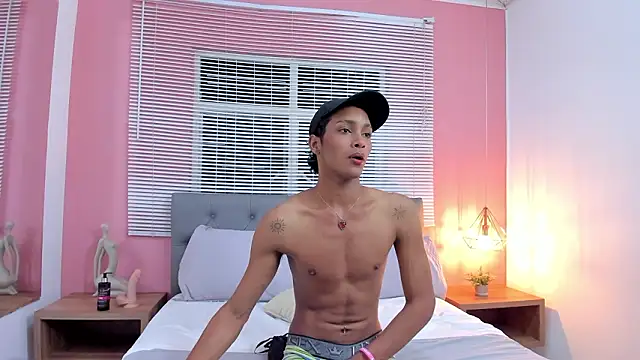 drako18  online show from February 8, 2026, 3:10 am