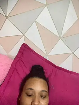 pretajaponesa35 online show from April 10, 2026, 3:12 am