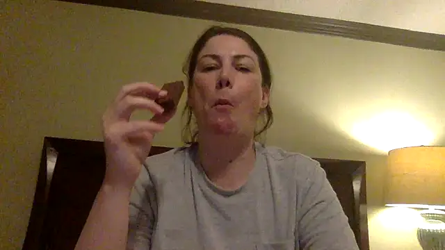 SexiLexi67780 online show from April 5, 2026, 1:14 am