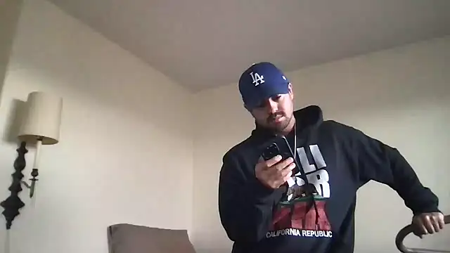 Miles98  online show from April 10, 2026, 8:24 pm