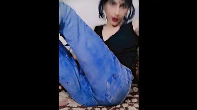 ammsexy1 online show from May 28, 2026, 8:28 pm
