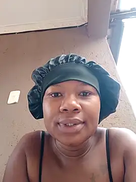 LADY-NESH online show from April 25, 2026, 5:43 am