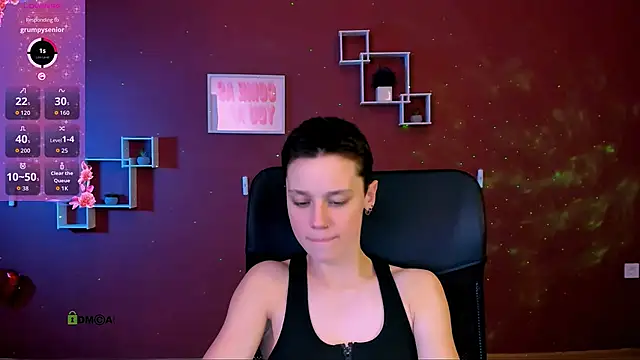 Snapshot of emi_fade chatting on February 21, 2026, 3:02 pm emi fade online show from February 21, 2026, 3:02 pm