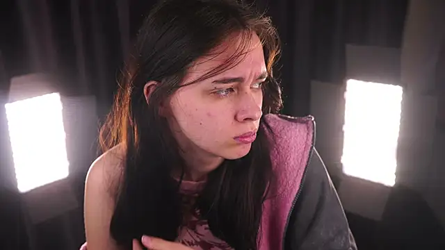 Snapshot of GinnyKittle chatting on February 15, 2026, 7:10 pm GinnyKittle online show from February 15, 2026, 7:10 pm