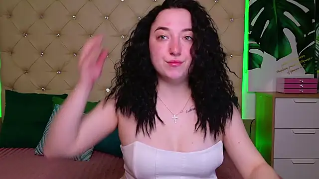 AwaMax online show from April 9, 2026, 4:56 am