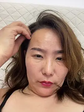 Youyou 12 online show from April 17, 2026, 10:40 am