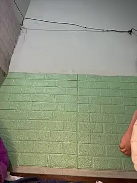 Snapshot of Leeeiuu chatting on February 3, 2026, 1:38 pm Leeeiuu online show from February 3, 2026, 1:38 pm