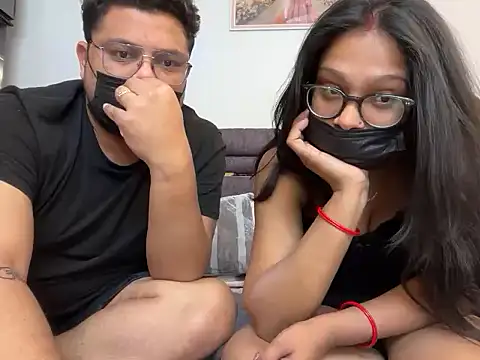 Snapshot of the_open_couple chatting on March 1, 2026, 6:21 pm the open couple online show from March 1, 2026, 6:21 pm