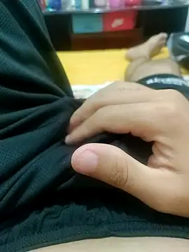 putopau15 online show from February 16, 2026, 1:46 am