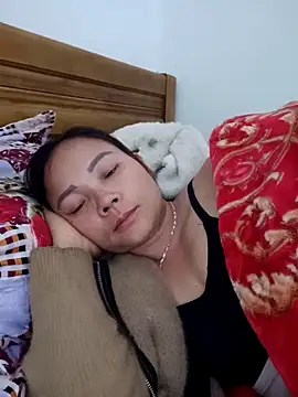 Snapshot of neyney110 chatting on February 4, 2026, 8:47 pm neyney110 online show from February 4, 2026, 8:47 pm