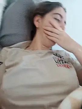 laparejaideal08 online show from February 12, 2026, 10:32 am