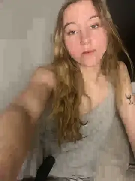 romyxxs online show from February 23, 2026, 2:53 am