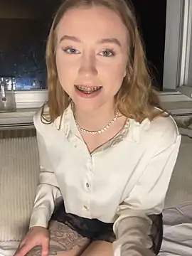 romyxxs online show from February 28, 2026, 9:16 pm