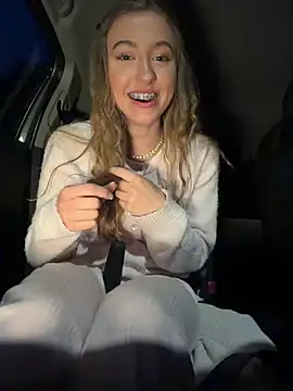 romyxxs online show from May 15, 2026, 8:16 pm