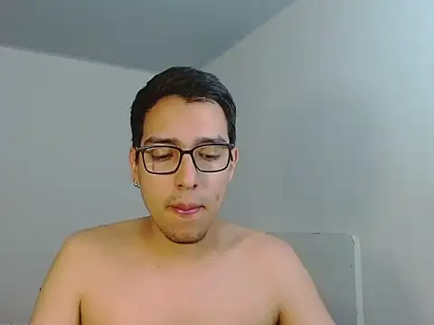 Snapshot of NickFin chatting on May 16, 2026, 3:03 am NickFin online show from May 16, 2026, 3:03 am