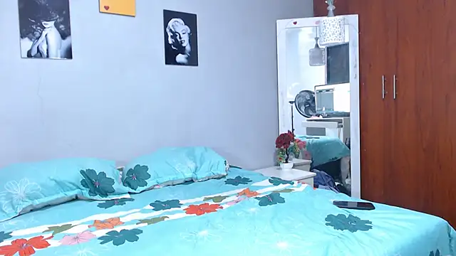 arianna rossi11 online show from February 28, 2026, 11:55 am