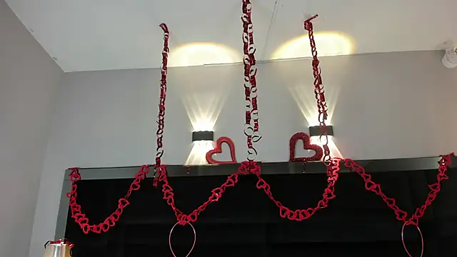 Snapshot of Ravenn21x chatting on February 16, 2026, 11:39 am Ravenn21x online show from February 16, 2026, 11:39 am