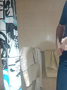 Snapshot of dollar_sub chatting on February 28, 2026, 6:53 pm dollar sub online show from February 28, 2026, 6:53 pm