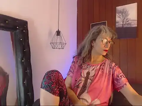 Snapshot of laurasofia45 chatting on February 26, 2026, 1:43 pm laurasofia45 online show from February 26, 2026, 1:43 pm