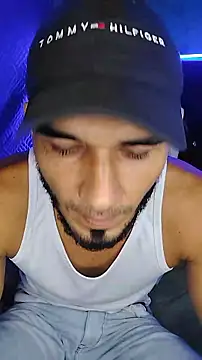 junior men22 online show from February 12, 2026, 12:55 pm