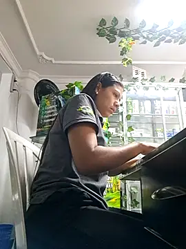 Tatianna Loove  online show from March 27, 2026, 3:23 pm