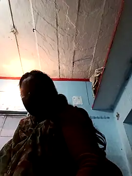 Raamdevi158 online show from February 13, 2026, 4:19 am