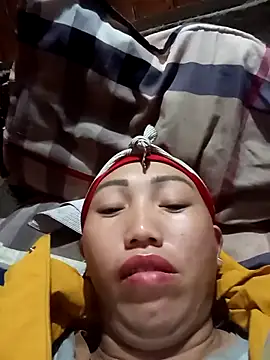 hot-luna- online show from February 8, 2026, 6:44 pm