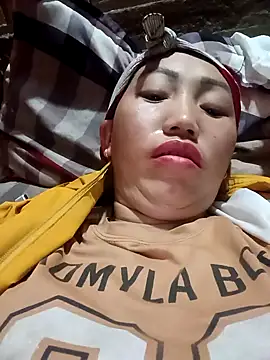 hot-luna- online show from February 9, 2026, 9:08 pm