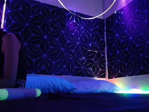 amairany27 online show from April 5, 2026, 3:26 am