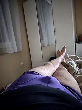 Snapshot of latya111 chatting on February 4, 2026, 8:36 pm latya111 online show from February 4, 2026, 8:36 pm