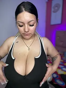 Miia  Taylor online show from March 16, 2026, 3:12 am