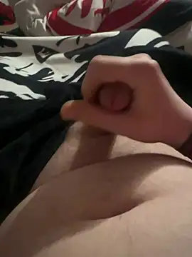 DasmannlicheModel online show from February 13, 2026, 9:44 pm