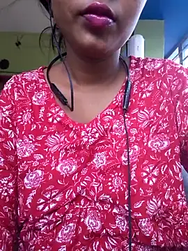Mahira06 online show from May 22, 2026, 4:19 am