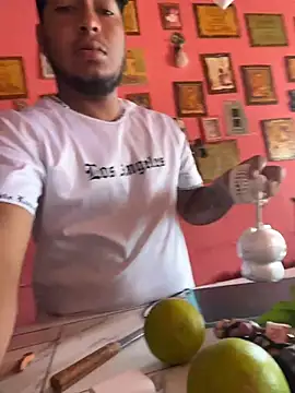 Snapshot of Danny_black11 chatting on February 6, 2026, 5:05 pm Danny black11 online show from February 6, 2026, 5:05 pm