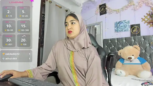 Snapshot of SamiraAwada chatting on June 6, 2026, 7:29 pm SamiraAwada online show from June 6, 2026, 7:29 pm