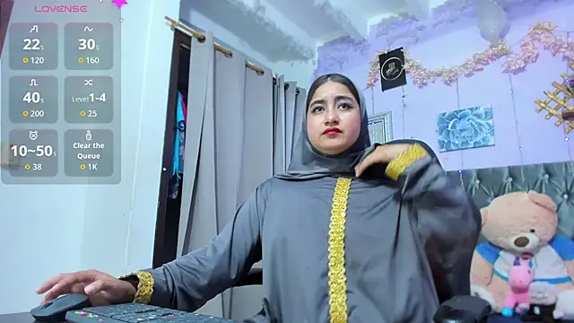 Snapshot of SamiraAwada chatting on June 9, 2026, 7:14 pm SamiraAwada online show from June 9, 2026, 7:14 pm