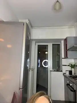 DivineAmely online show from April 11, 2026, 8:02 pm