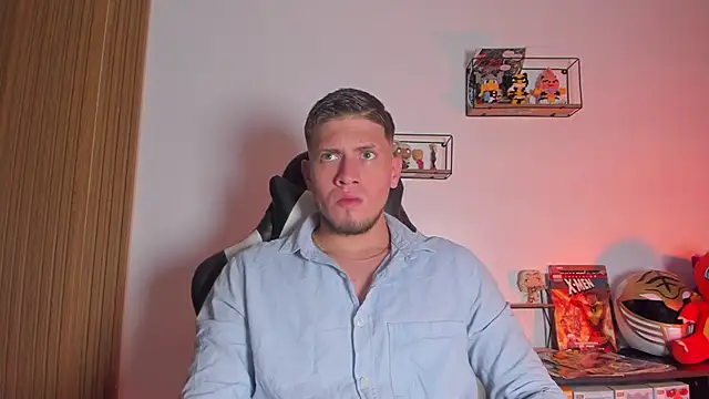 SebastianMaximoff  online show from February 16, 2026, 9:33 pm