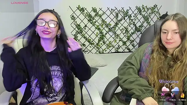 Snapshot of nana__rousse chatting on February 14, 2026, 12:18 am nana rousse online show from February 14, 2026, 12:18 am