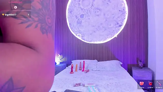 Snapshot of JazminRusso_ chatting on February 14, 2026, 5:37 am JazminRusso online show from February 14, 2026, 5:37 am