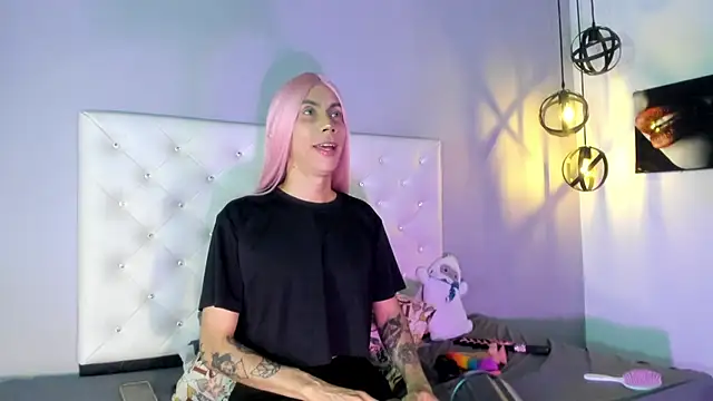 Rose peterson  online show from February 3, 2026, 1:49 pm