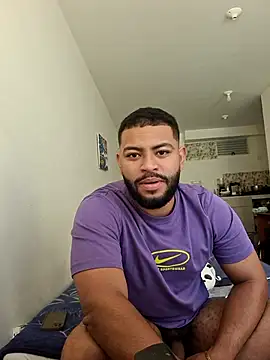 KLEYTON33 online show from February 10, 2026, 2:32 pm