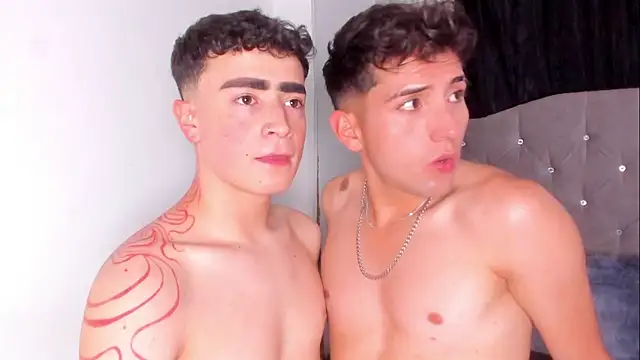 naughtysalomonn online show from April 14, 2026, 9:54 pm