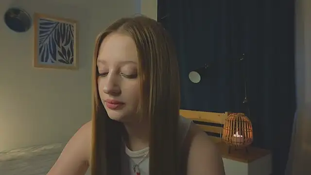 Snapshot of nikapie chatting on February 12, 2026, 5:13 am nikapie online show from February 12, 2026, 5:13 am