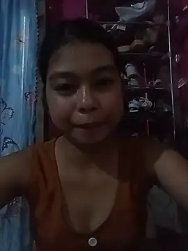 Snapshot of Heavens_night04 chatting on February 20, 2026, 8:49 am Heavens night04 online show from February 20, 2026, 8:49 am